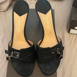 Louis Vuitton black dice mules with heel. Size 40